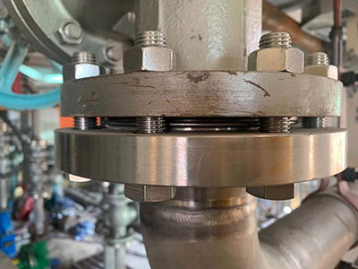 鄱陽(yáng)縣生活垃圾焚燒發(fā)電廠(chǎng)項目汽輪發(fā)電機本體潤滑油管道焊接工程