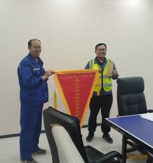 山東創(chuàng  )源新材料項目部喜獲業(yè)主嘉獎